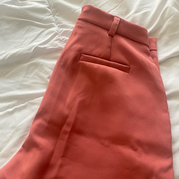 Pink classy Bermuda shorts - Picture 2 of 6